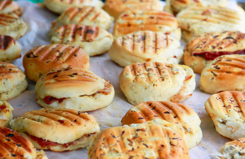 2. How Do I Choose the Right BBQ Catering Company?