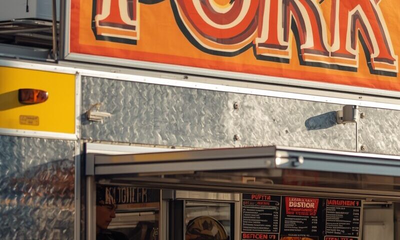 Food truck serving pork in Toronto Pork Bold